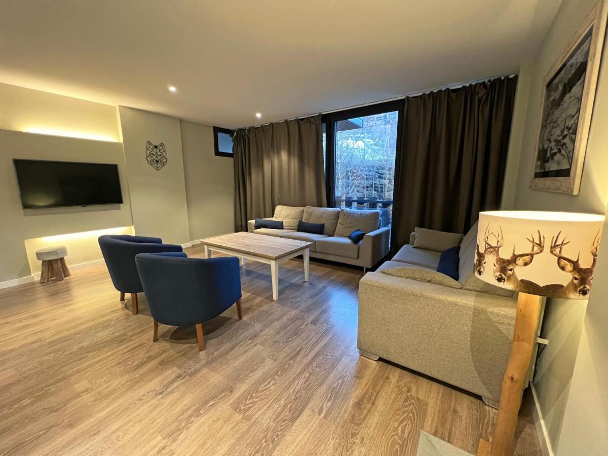 Apartamentos Valle De Incles Deluxe Mikka 3000 מראה חיצוני תמונה